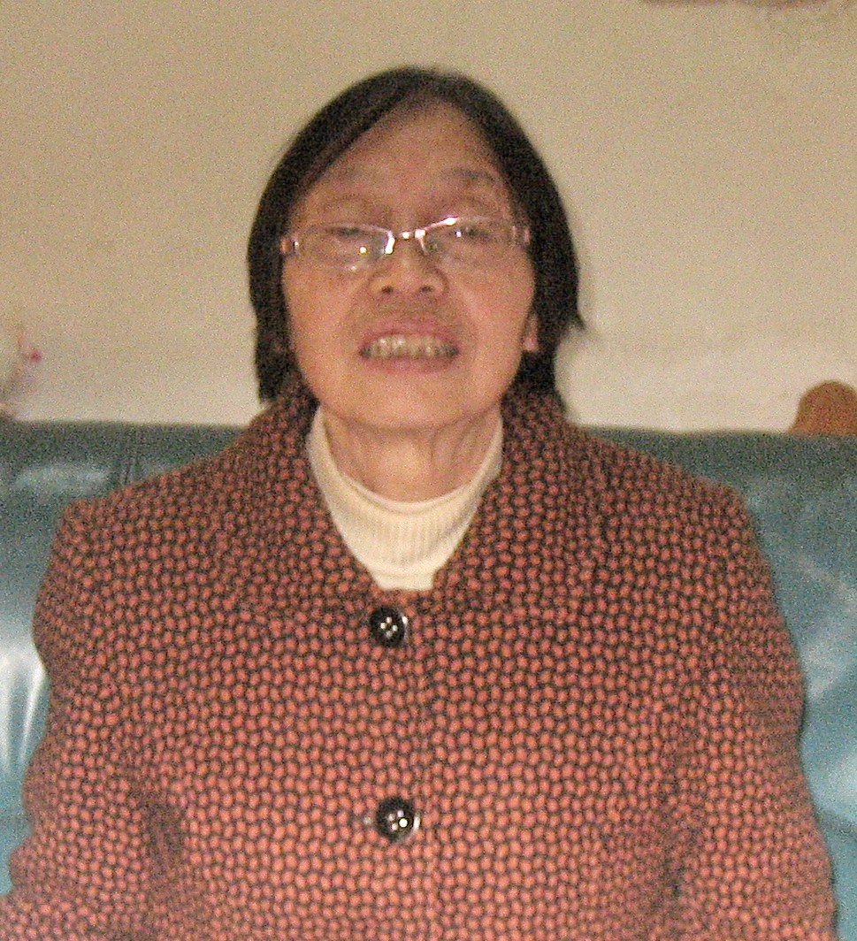 盛老师照片.jpg